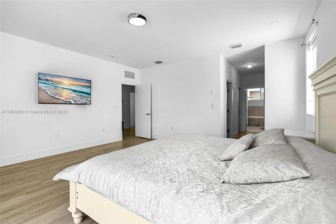 Villa ou maison à louer à Doral, Floride: 4 chambres, 258.45 m2 № 2038089 - photo 27