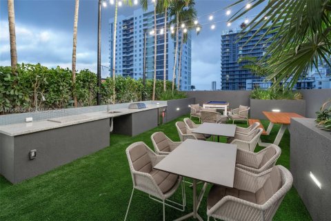 Apartamento en alquiler en Miami, Florida, 1 dormitorio, 60.29 m2 № 2028985 - foto 27