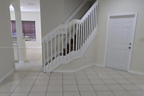 Touwnhouse à vendre à Miramar, Floride: 3 chambres, 139.54 m2 № 1890718 - photo 11