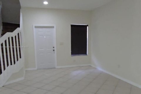 Touwnhouse à vendre à Miramar, Floride: 3 chambres, 139.54 m2 № 1890718 - photo 12