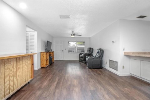 Villa ou maison à vendre à South Daytona, Floride: 5 chambres, 211.35 m2 № 1620590 - photo 3