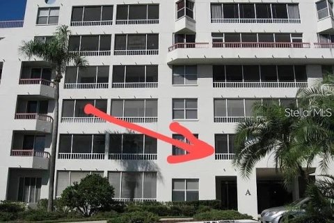 Copropriété à louer à Clearwater, Floride: 1 chambre, 62.71 m2 № 2287516 - photo 2