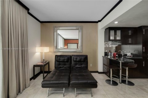 Condominio en venta en Miami Beach, Florida, 46.45 m2 № 1811525 - foto 3
