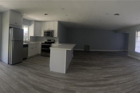 Villa ou maison à louer à Miami, Floride: 3 chambres, 148.64 m2 № 2002499 - photo 10