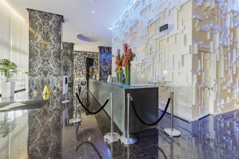 Снять в аренду кондоминиум в Халландейл-Бич, Флорида 2 спальни, 165.55м2, № 2021800 - фото 12