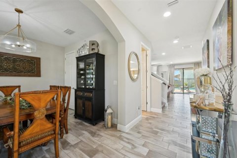 Casa en venta en Fish Hawk, Florida, 4 dormitorios, 260.78 m2 № 1538661 - foto 5