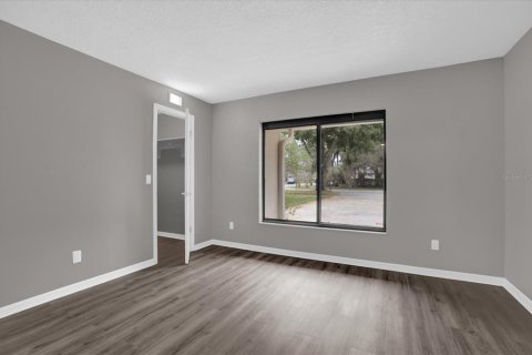 House in Orlando, Florida 4 bedrooms, 220.09 sq.m. № 1534569 - photo 16