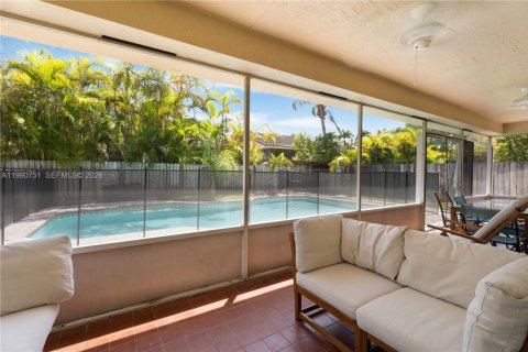 Casa en venta en Palmetto Bay, Florida, 4 dormitorios, 151.9 m2 № 2058458 - foto 22