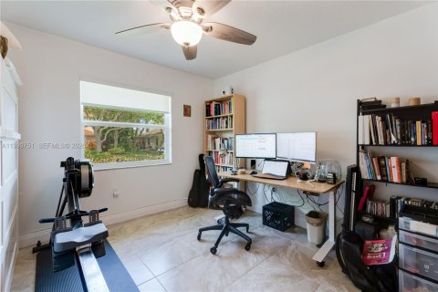 Casa en venta en Palmetto Bay, Florida, 4 dormitorios, 151.9 m2 № 2058458 - foto 18