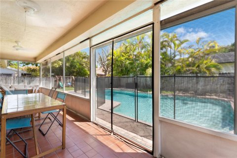 Casa en venta en Palmetto Bay, Florida, 4 dormitorios, 151.9 m2 № 2058458 - foto 21