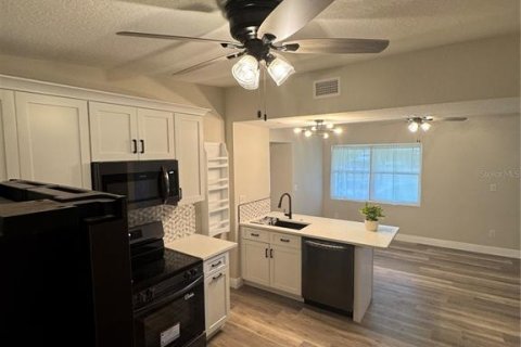 Villa ou maison à vendre à Sanford, Floride: 3 chambres, 115.11 m2 № 1904353 - photo 16