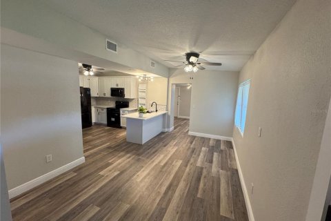 Villa ou maison à vendre à Sanford, Floride: 3 chambres, 115.11 m2 № 1904353 - photo 10