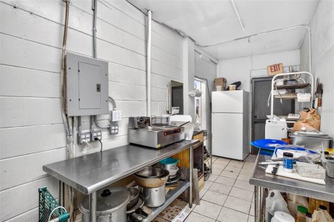 Commercial property in Tampa, Florida 273.13 sq.m. № 2427259 - photo 28