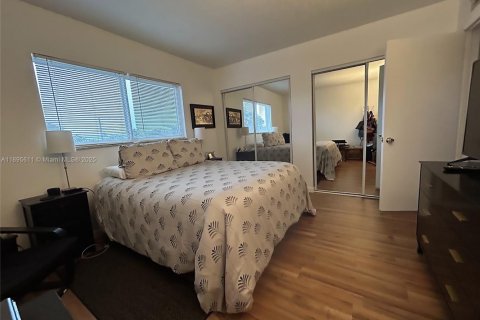 Condominio en alquiler en Fort Lauderdale, Florida, 1 dormitorio, 54.63 m2 № 1947997 - foto 8