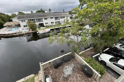 Condominio en alquiler en Fort Lauderdale, Florida, 1 dormitorio, 54.63 m2 № 1947997 - foto 12