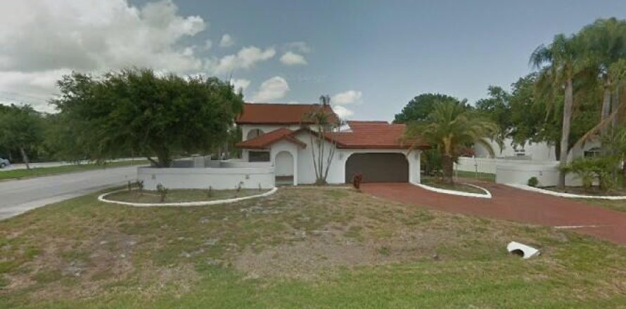 Casa en Fort Pierce, Florida 4 dormitorios, 384.43 m2 № 1162096