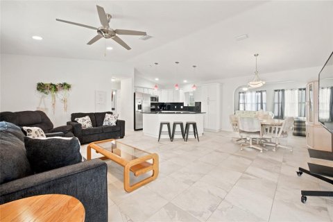 Casa en venta en Summerfield, Florida, 3 dormitorios, 154.96 m2 № 2383920 - foto 6