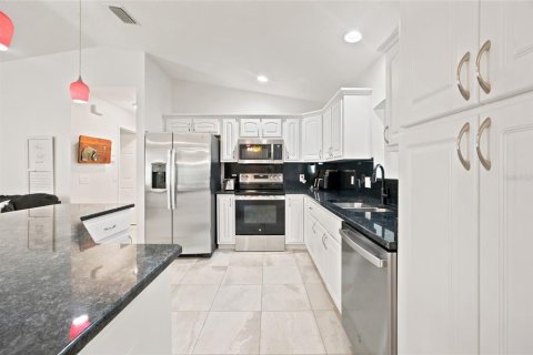 Casa en venta en Summerfield, Florida, 3 dormitorios, 154.96 m2 № 2383920 - foto 12