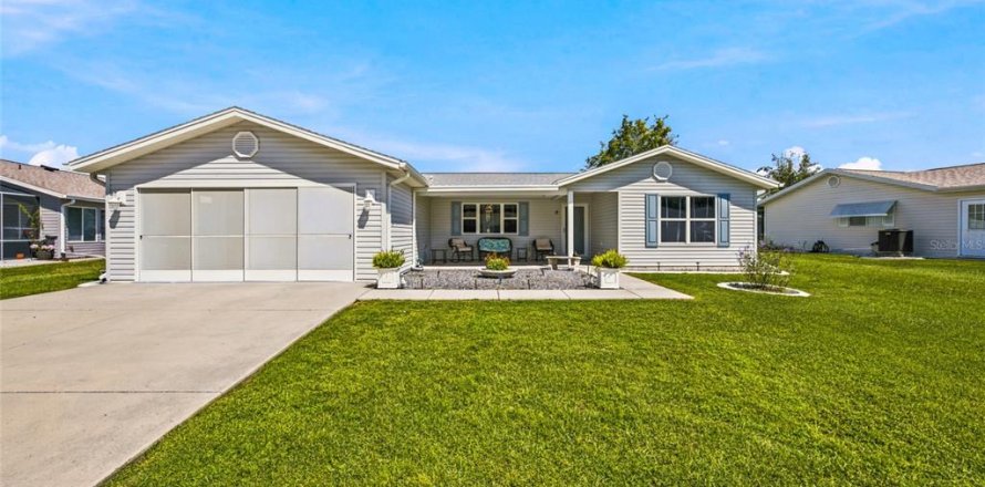 Casa en Summerfield, Florida 3 dormitorios, 154.96 m2 № 2383920