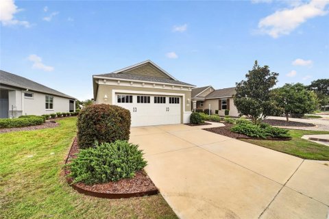 House in Ocala, Florida 2 bedrooms, 113.9 sq.m. № 2391311 - photo 2