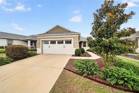 House in Ocala, Florida 2 bedrooms, 113.9 sq.m. № 2391311