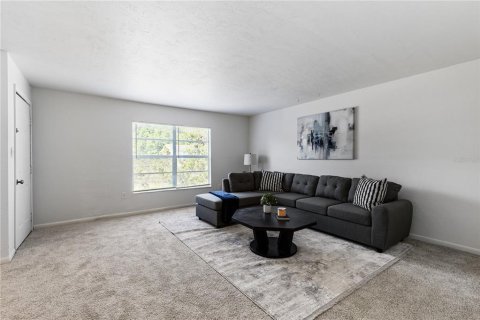 Condo in Gainesville, Florida, 2 bedrooms  № 1847519 - photo 3