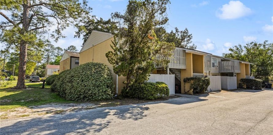 Condo in Gainesville, Florida, 2 bedrooms № 1847519