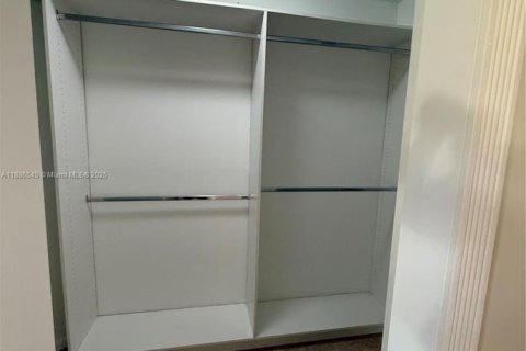 Copropriété à vendre à Pembroke Pines, Floride: 2 chambres, 142.42 m2 № 1933325 - photo 8