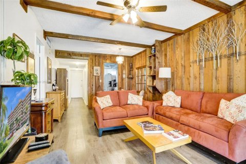 Купить кондоминиум в Плантация, Флорида 2 спальни, 94.3м2, № 1961323 - фото 12