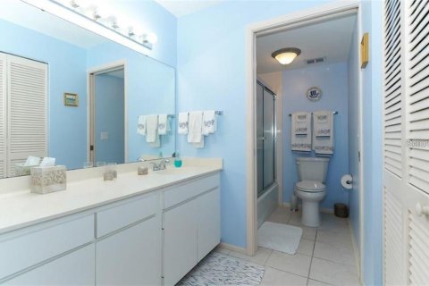 Condominio en alquiler en Bradenton, Florida, 2 dormitorios, 121.14 m2 № 2098531 - foto 12