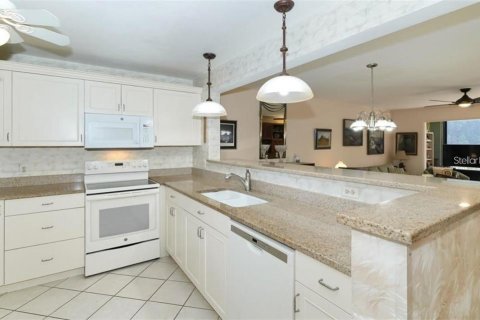 Condominio en alquiler en Bradenton, Florida, 2 dormitorios, 121.14 m2 № 2098531 - foto 6