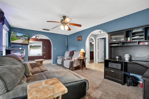House in Ormond Beach, Florida 3 bedrooms, 156.08 sq.m. № 1916017 - photo 10