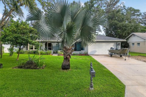 House in Ormond Beach, Florida 3 bedrooms, 156.08 sq.m. № 1916017 - photo 4
