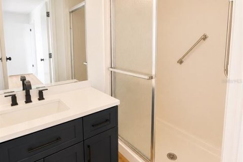 Condo in Dunedin, Florida, 2 bedrooms № 2217851 - photo 9