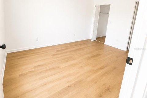 Condo in Dunedin, Florida, 2 bedrooms № 2217851 - photo 6