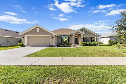 Casa en venta en Ocala, Florida, 4 dormitorios, 214.88 m2 № 1912135 - foto 1