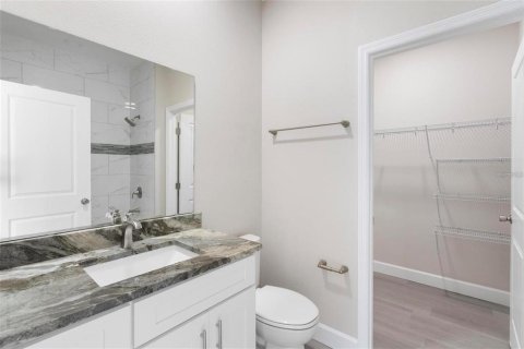 House in Sanford, Florida 3 bedrooms, 112.04 sq.m. № 2218526 - photo 5