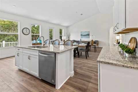 Casa en venta en Riverview, Florida, 4 dormitorios, 185.8 m2 № 2215647 - foto 10