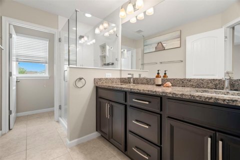 Townhouse in HARMONY AT LAKEWOOD RANCH in Bradenton, Florida 3 bedrooms, 158.86 sq.m. № 2209059 - photo 24
