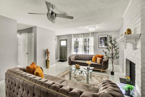 Casa en venta en Orange Park, Florida, 3 dormitorios, 119.29 m2 № 1561397 - foto 18