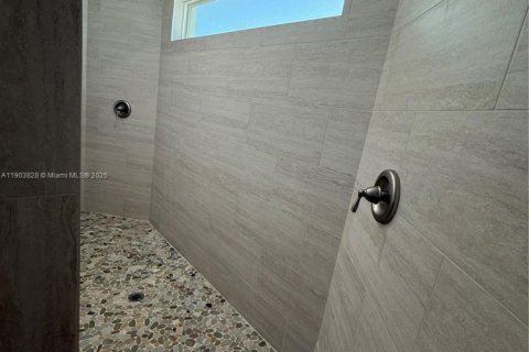 Villa ou maison à louer à Port St. Lucie, Floride: 6 chambres № 2015806 - photo 2