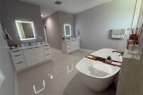 Villa ou maison à louer à Port St. Lucie, Floride: 6 chambres № 2015806 - photo 4