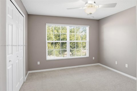 Condo in Orlando, Florida, 3 bedrooms  № 1953314 - photo 15