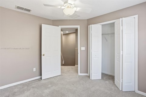 Condo in Orlando, Florida, 3 bedrooms  № 1953314 - photo 16