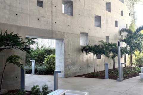 Copropriété à louer à Miami, Floride: 1 chambre, 82.03 m2 № 2288776 - photo 5