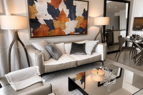 Copropriété à louer à Miami, Floride: 1 chambre, 82.03 m2 № 2288776 - photo 2
