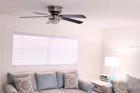 Condominio en venta en Largo, Florida, 1 dormitorio, 69.4 m2 № 1529198 - foto 7