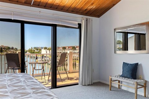 Touwnhouse à vendre à Treasure Island, Floride: 3 chambres, 172.33 m2 № 2427082 - photo 26