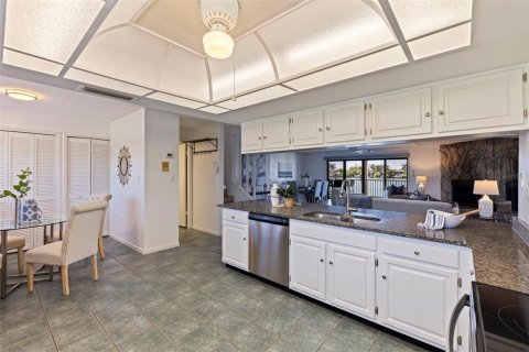 Touwnhouse à vendre à Treasure Island, Floride: 3 chambres, 172.33 m2 № 2427082 - photo 21