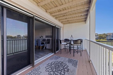 Touwnhouse à vendre à Treasure Island, Floride: 3 chambres, 172.33 m2 № 2427082 - photo 13